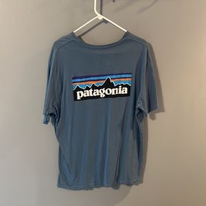 Patagonia short sleeve tshirt, color blue, size large